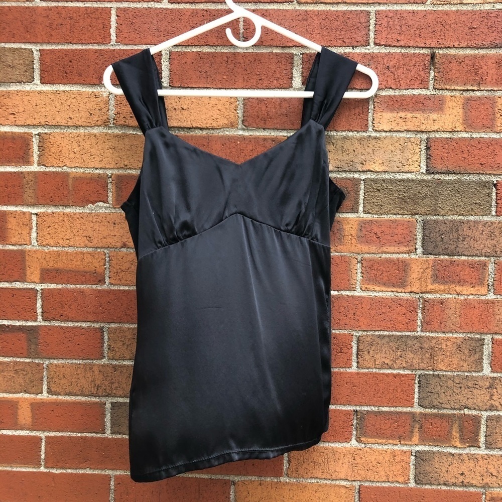 Ann Taylor Black 100% Silk Front Sleeveless Blouse Size Medium